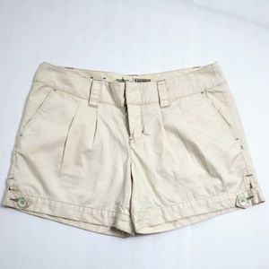 Converse one 🌟 star shorts size 6